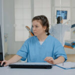 Inteligencia artificial en odontología: 552 médicos y el límite del control profesional